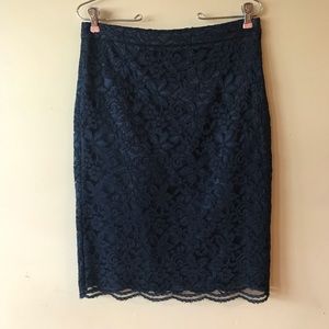 Jones New York navy lace skirt with lining